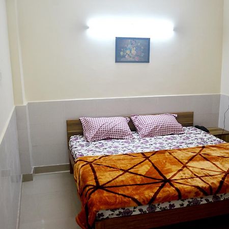 גרייטר נוידה Shiv Shakti Guest House מראה חיצוני תמונה